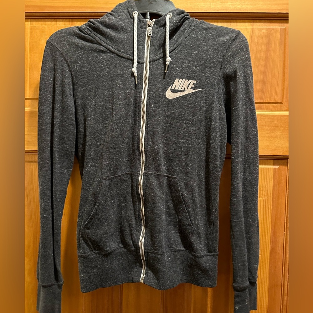 Women’s Nike Zip-up Size-small